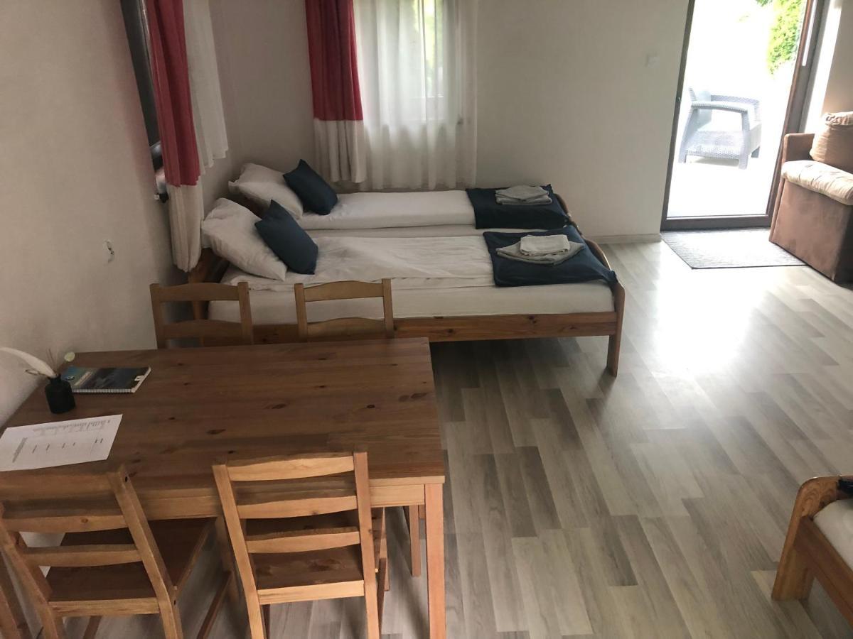 Dom Nad Krutynia Apartment Ukta Ngoại thất bức ảnh